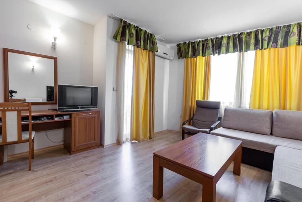 Avalon Appartament Da Lary Sunny Beach Dış mekan fotoğraf